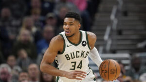  Giannis Antetokounmpo